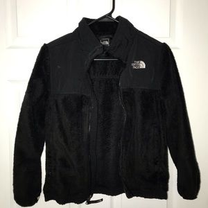KIDS NORTH FACE FUZZY JACKET
